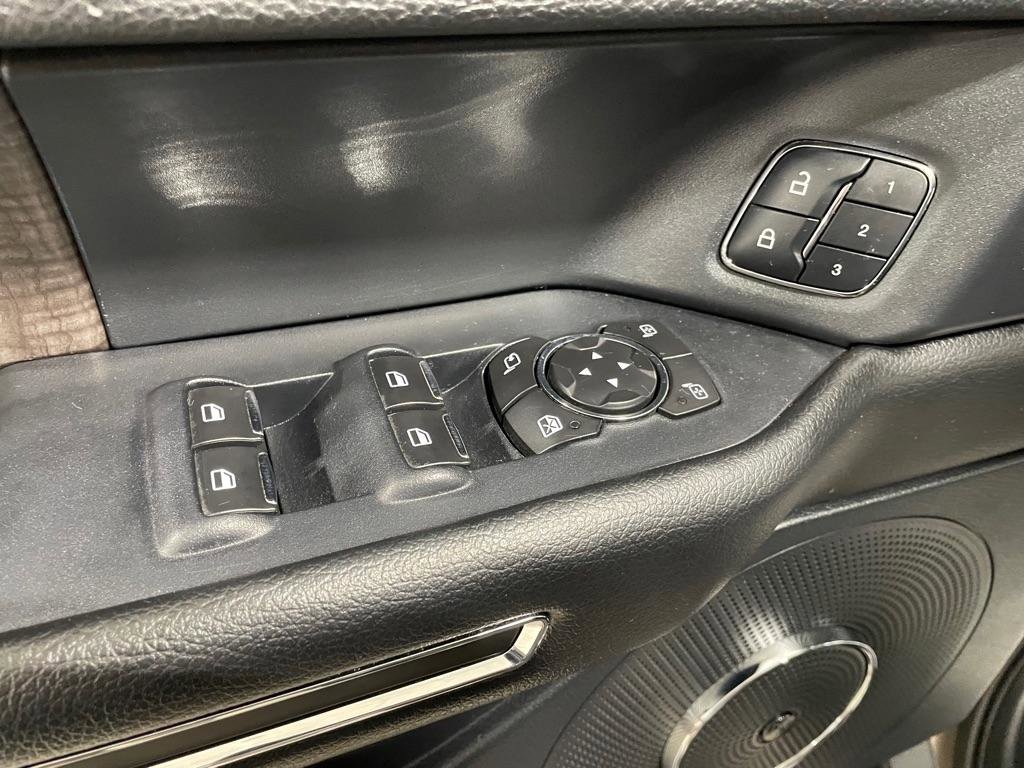 Used 2018 Ford Expedition Limited AWD/4WD image 12