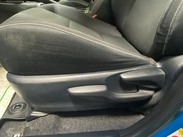 Used 2018 Toyota RAV4 XLE w/ Convenience Package AWD/4WD image 11