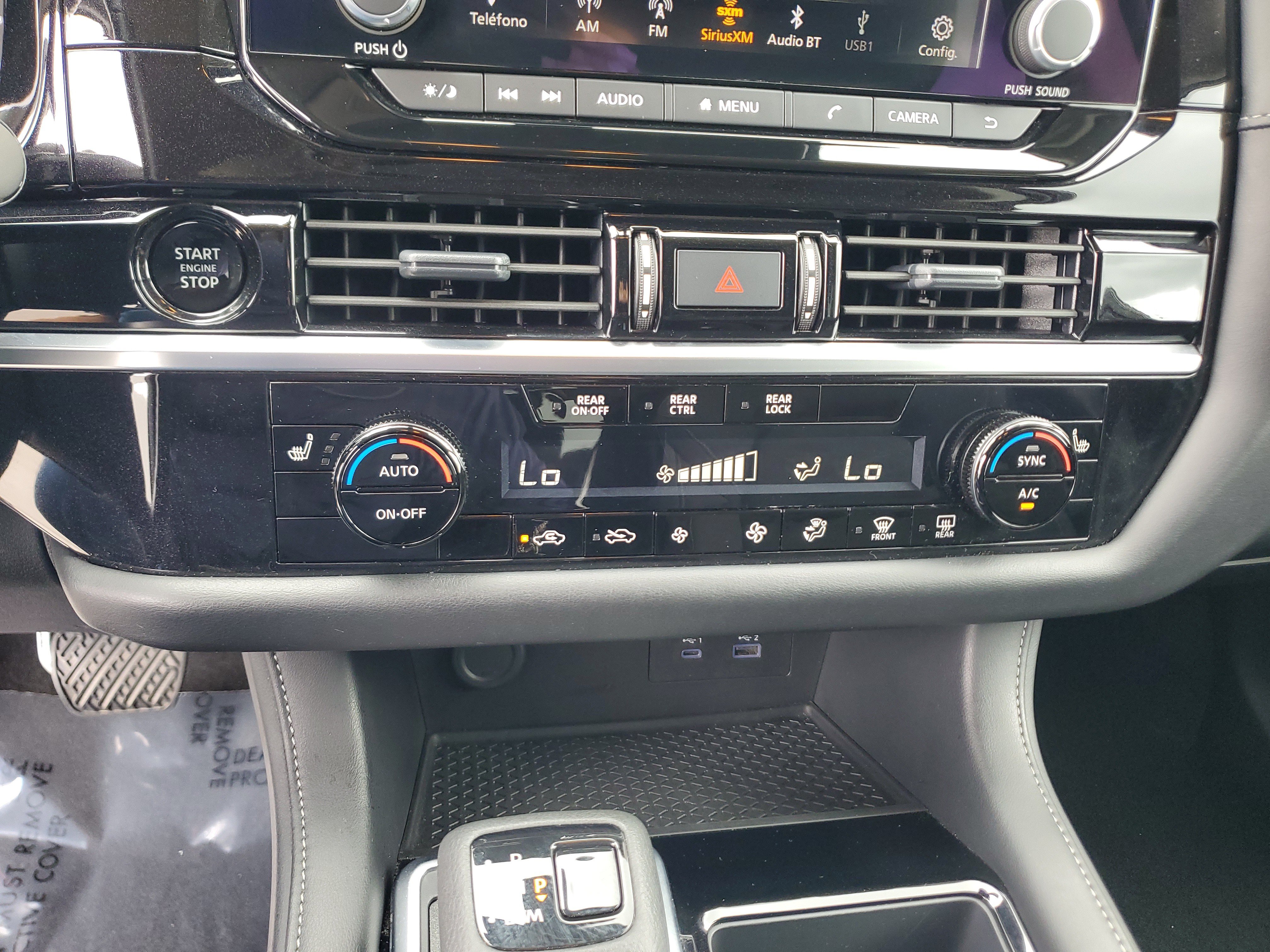 Certified 2025 Nissan Pathfinder SV w/ Black Appearance Package FWD image 25