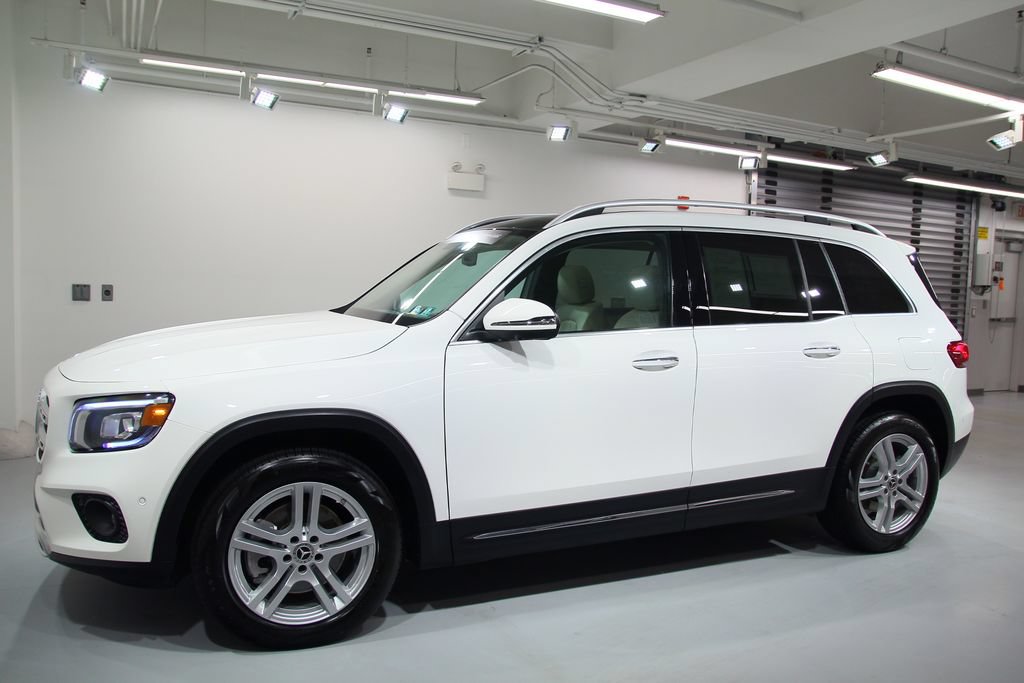 Certified 2023 Mercedes-Benz GLB 250 4MATIC image 4