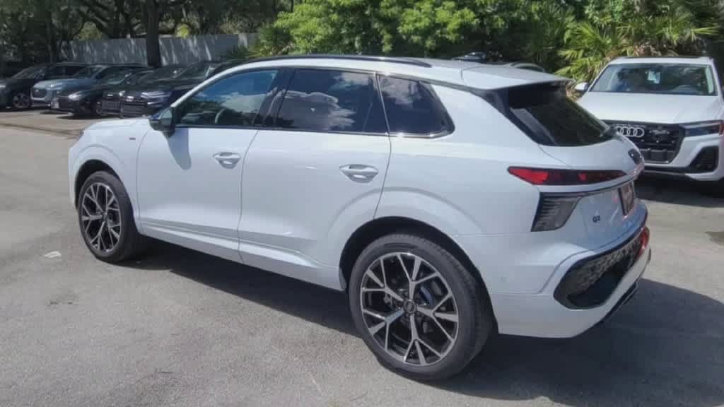 New 2026 Audi Q3 quattro 2.0T AWD/4WD image 6