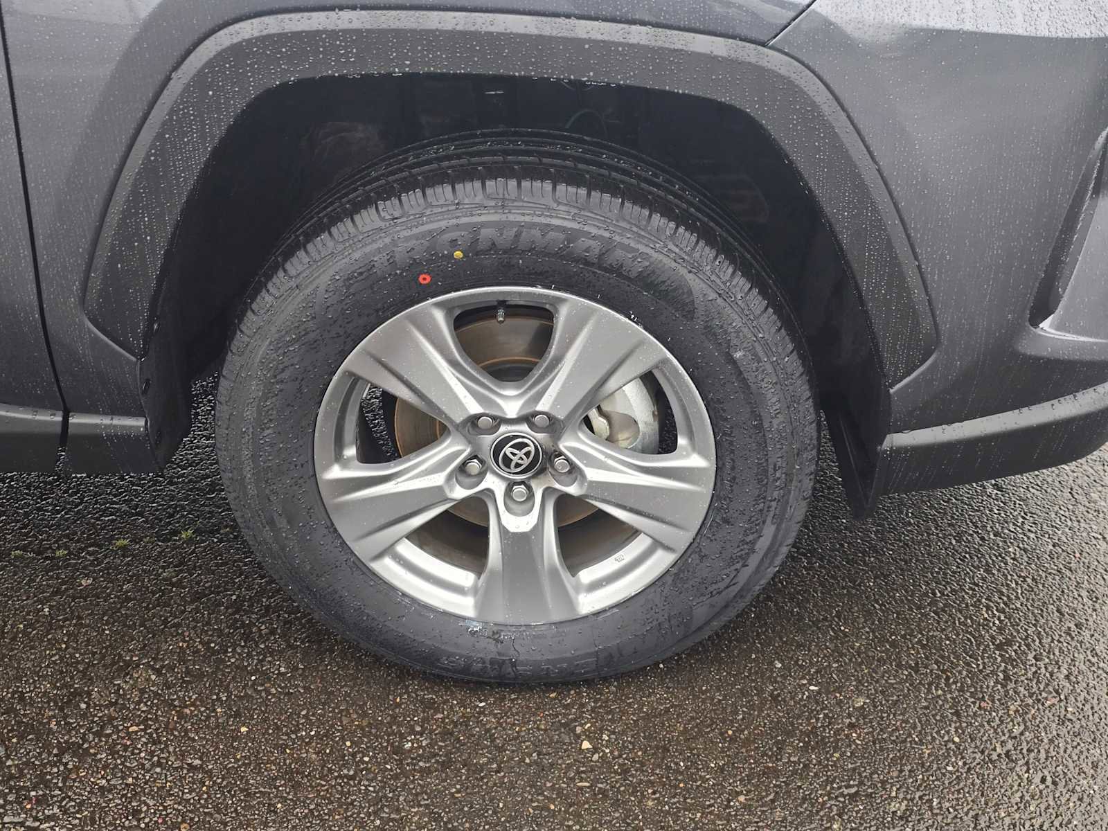 Used 2025 Toyota RAV4 XLE image 10