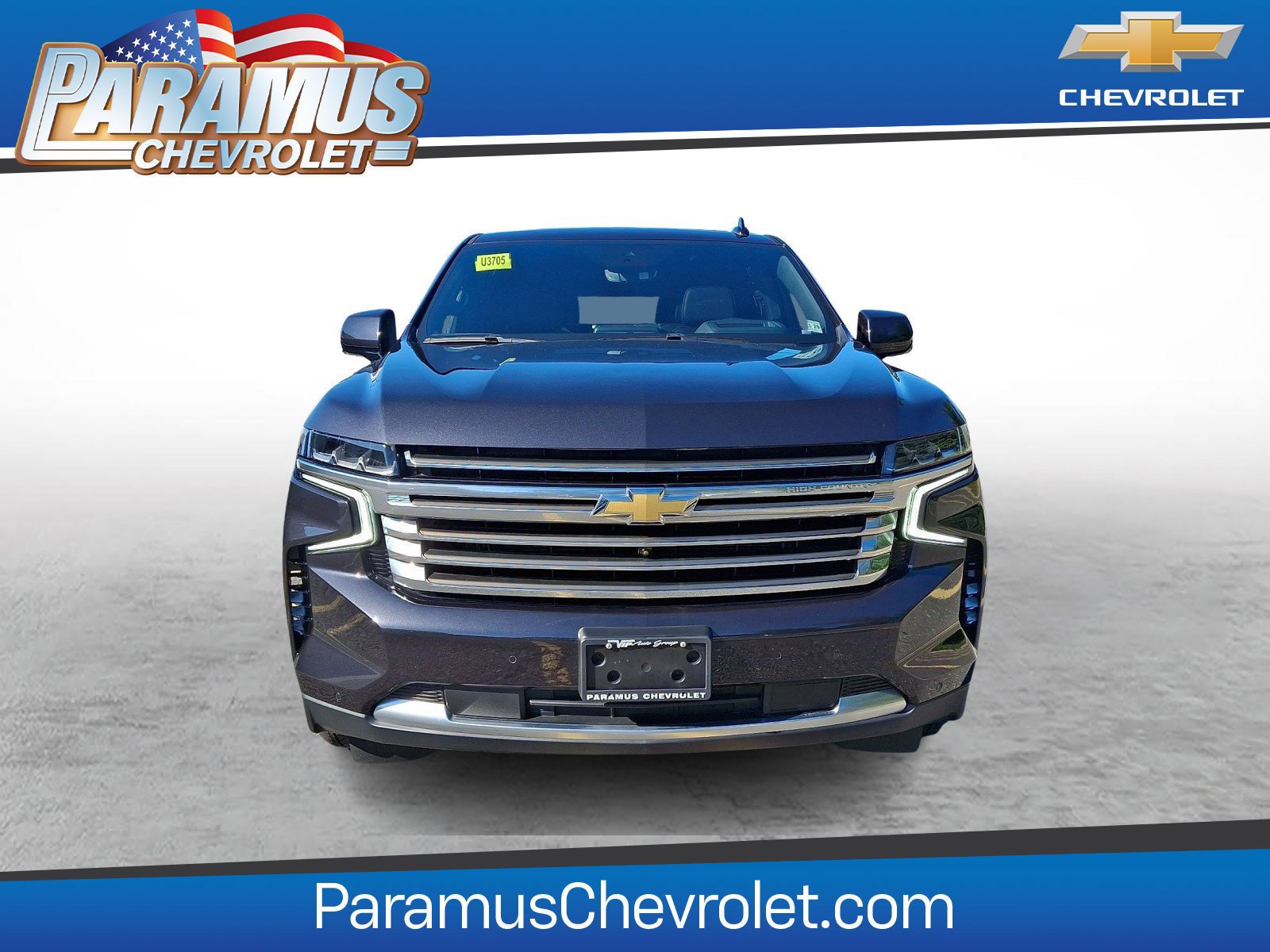 Used 2024 Chevrolet Suburban High Country AWD/4WD image 2