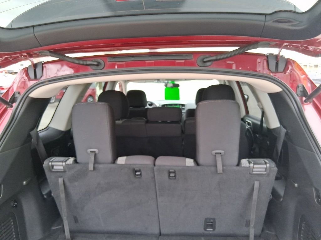 Used 2017 Nissan Pathfinder S image 27
