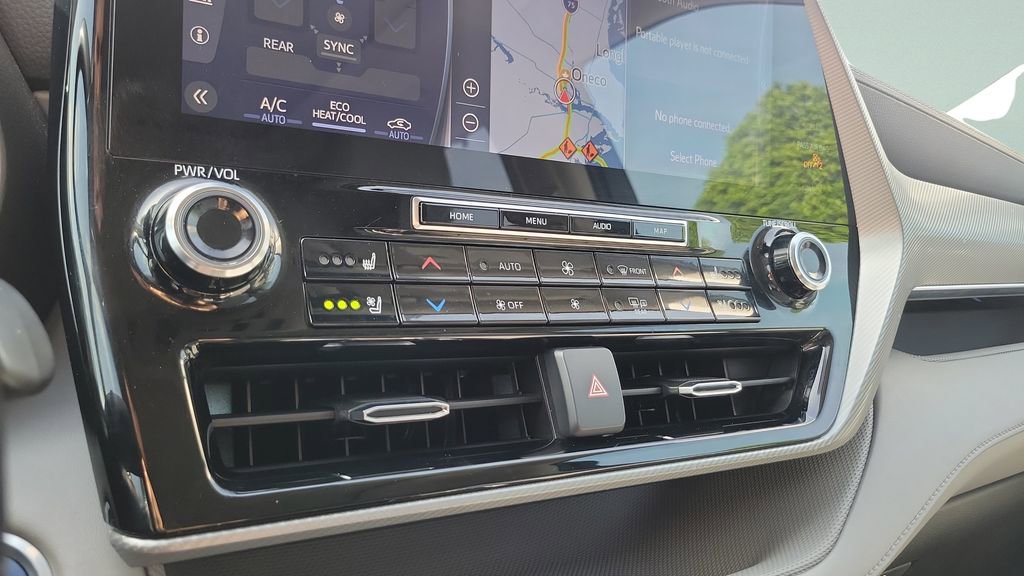 Used 2021 Toyota Highlander Platinum image 20