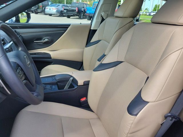 Used 2021 Lexus ES 350 w/ Accessory Package image 29