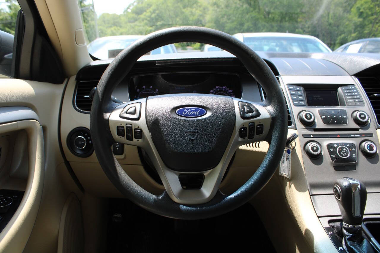 Used 2018 Ford Taurus SE FWD image 34