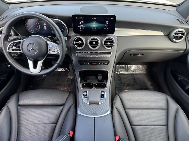 Used 2022 Mercedes-Benz GLC 300 image 10