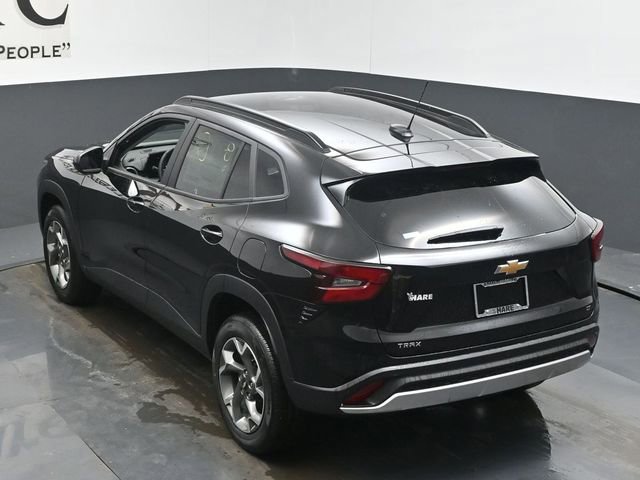 New 2026 Chevrolet Trax LT w/ Driver Confidence Package image 19