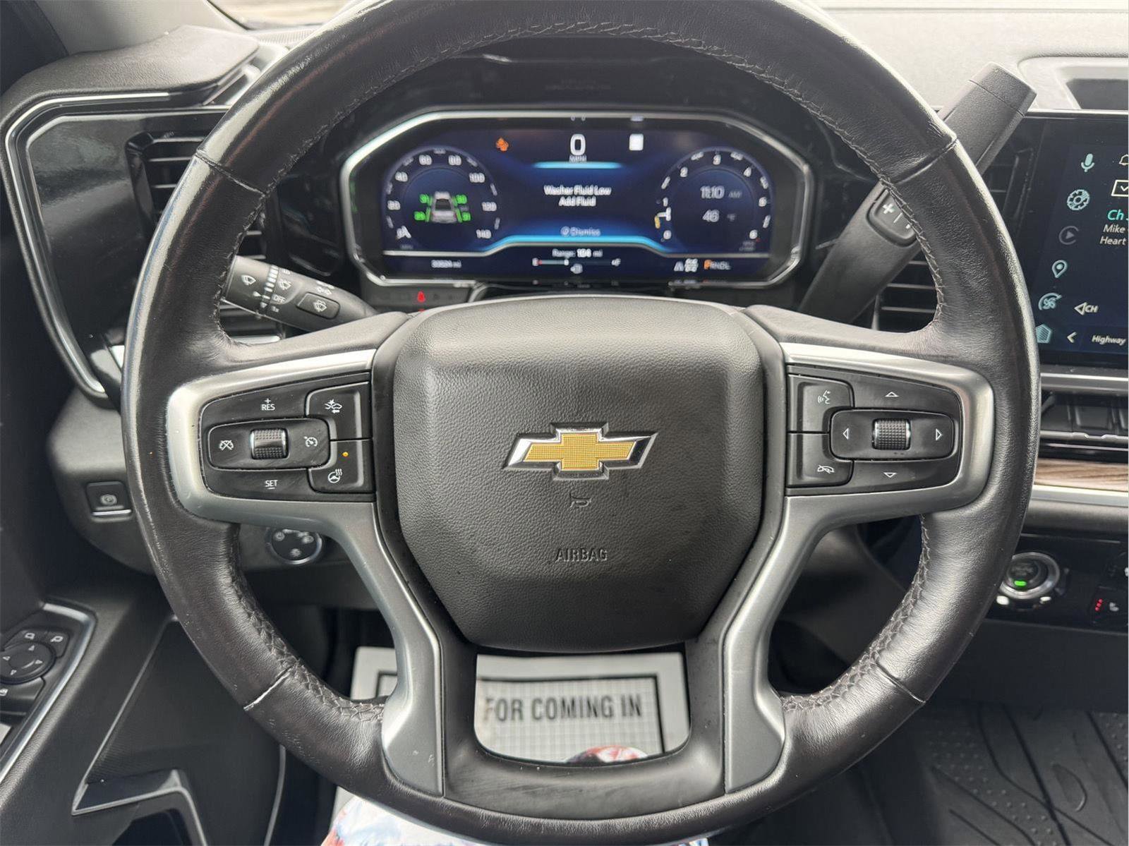 Used 2022 Chevrolet Silverado 1500 LT AWD/4WD image 18