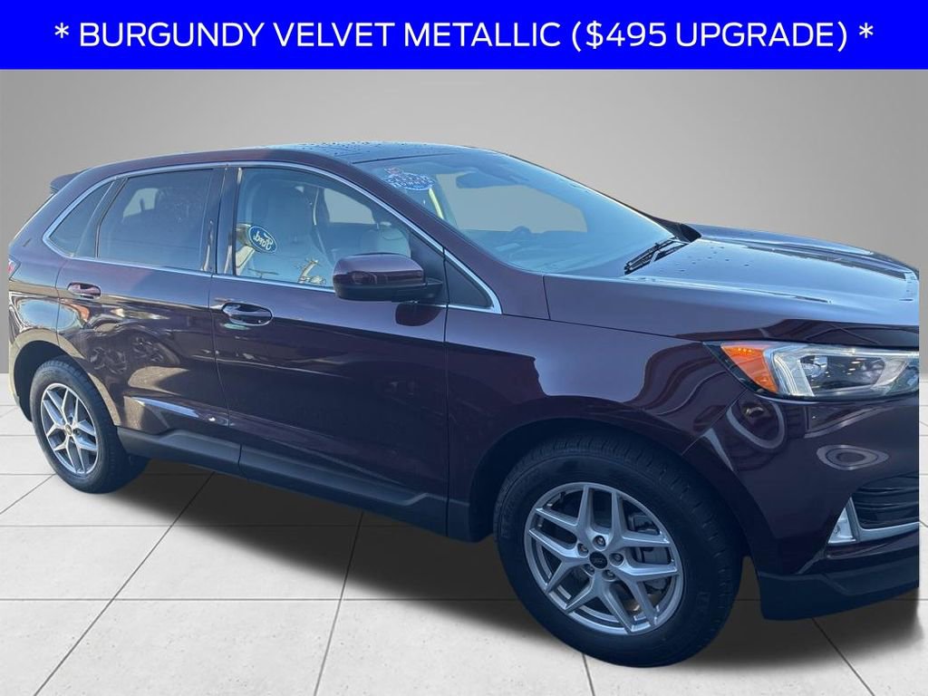 Used 2023 Ford Edge SEL w/ Convenience Package AWD/4WD image 3
