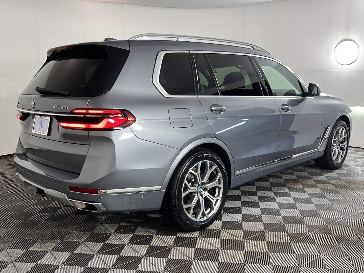 Certified 2024 BMW X7 xDrive40i w/ Premium Package AWD/4WD image 5