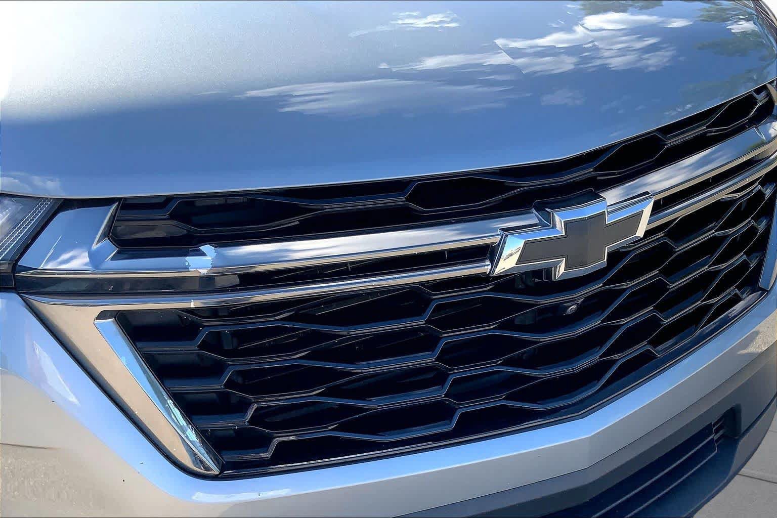 Used 2023 Chevrolet Traverse Premier w/ Redline Edition FWD image 30