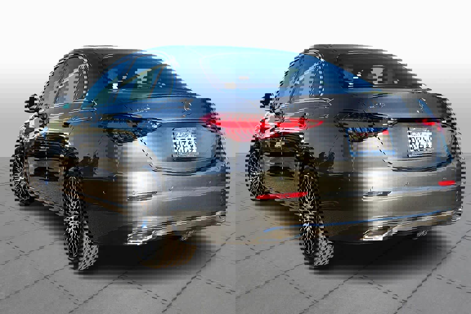 Used 2025 Mercedes-Benz C 300 Sedan image 11