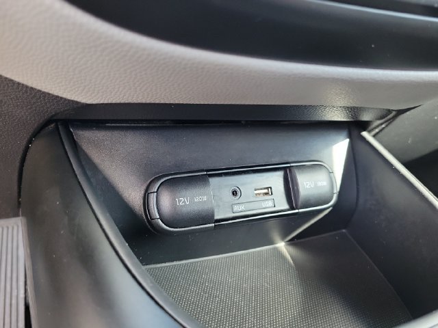 Used 2017 Kia Soul FWD image 31