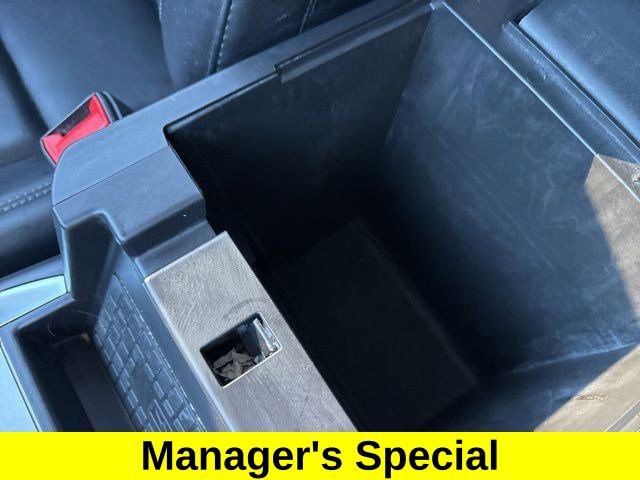 Used 2023 Ford Explorer XLT w/ Equipment Group 202A image 30