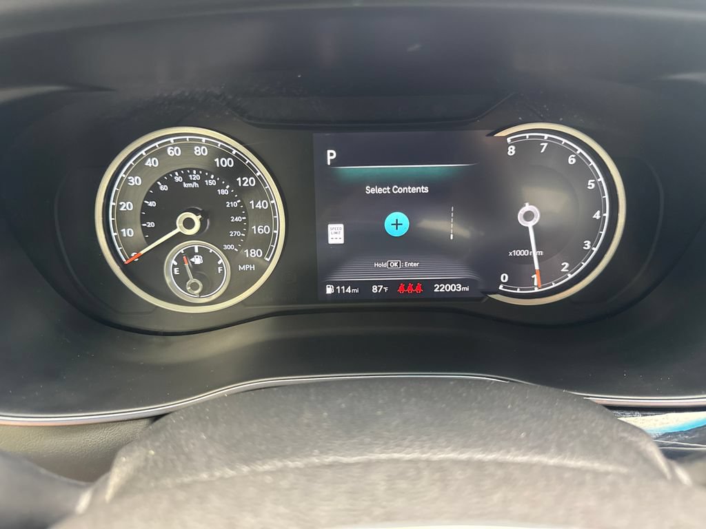 Used 2025 Genesis G70 2.5T RWD image 59