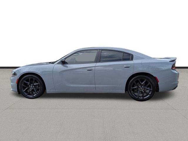 Used 2020 Dodge Charger SXT w/ Blacktop Package RWD image 8