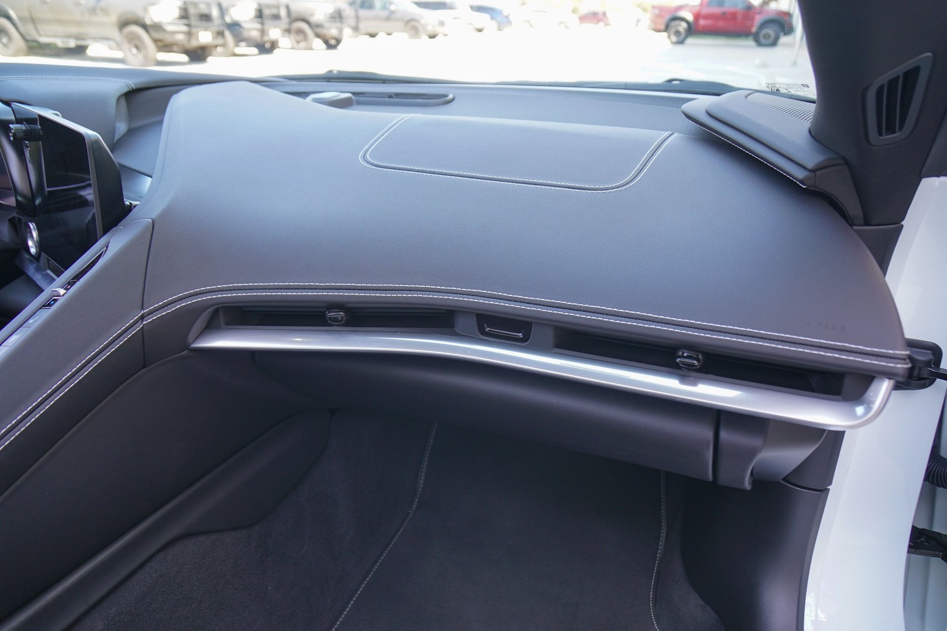 Used 2021 Chevrolet Corvette Stingray Preferred Cpe w/ Z51 Performance Package RWD image 31
