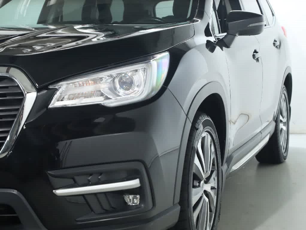 Used 2022 Subaru Ascent Limited w/ Technology Package AWD/4WD image 4