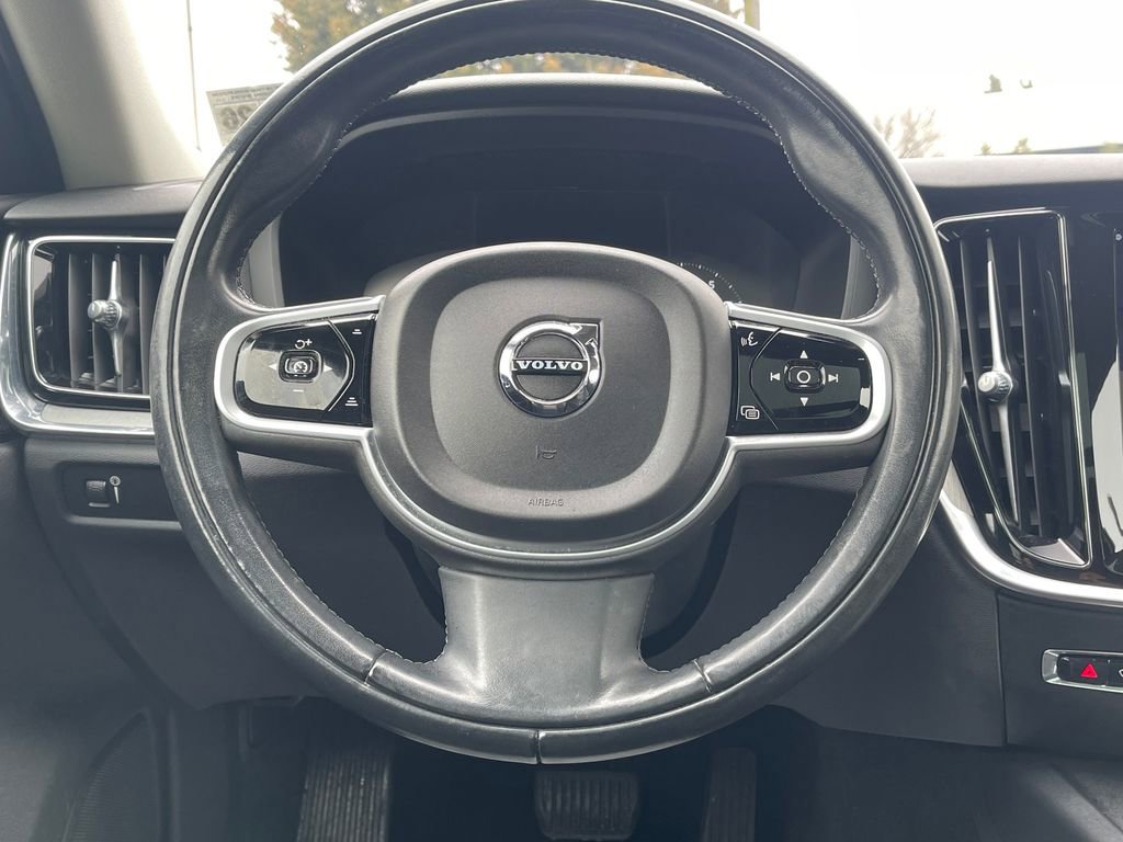 Used 2021 Volvo V60 T5 Cross Country w/ Climate Package image 21