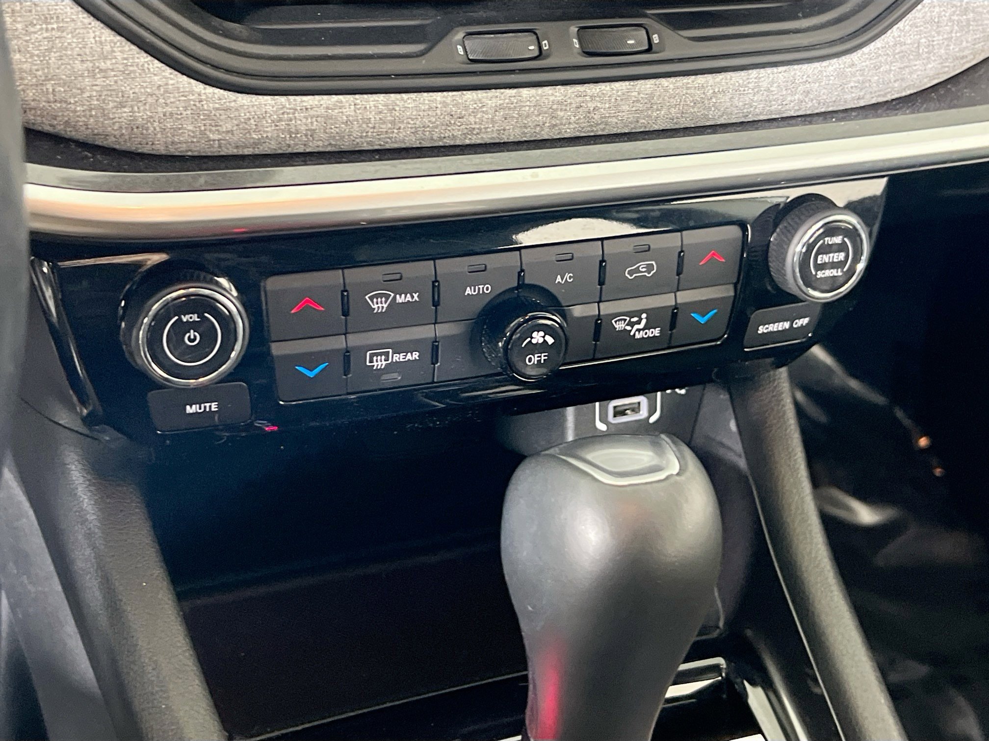 Used 2022 Jeep Compass Latitude w/ Convenience Group image 15