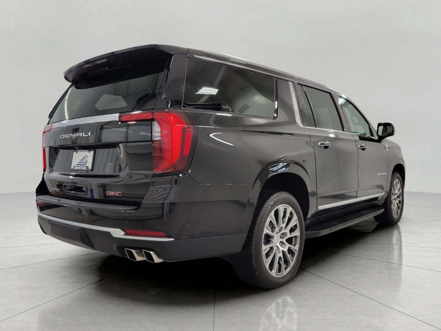 Certified 2025 GMC Yukon XL Denali image 20