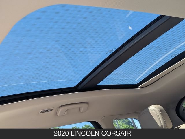 Used 2020 Lincoln Corsair AWD w/ Premium Package image 15