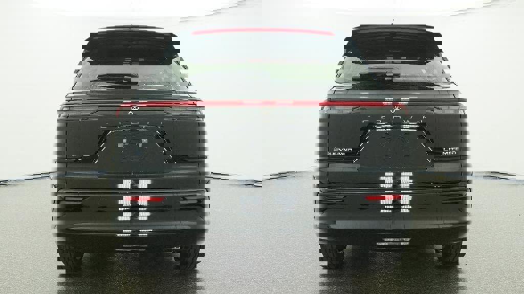 New 2026 Toyota Crown Signia AWD/4WD image 23