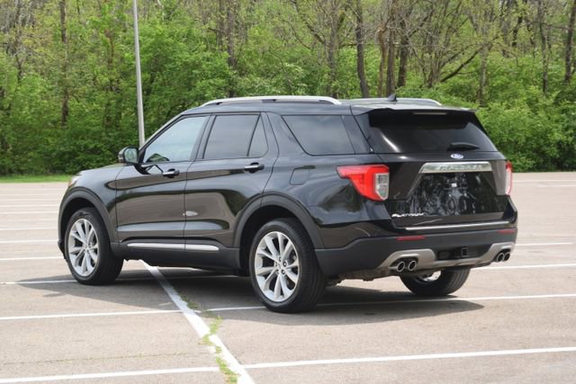 Used 2023 Ford Explorer Platinum w/ Technology Package AWD/4WD image 26
