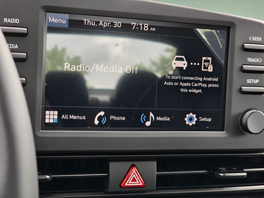 New 2026 Hyundai Elantra Sport FWD image 19