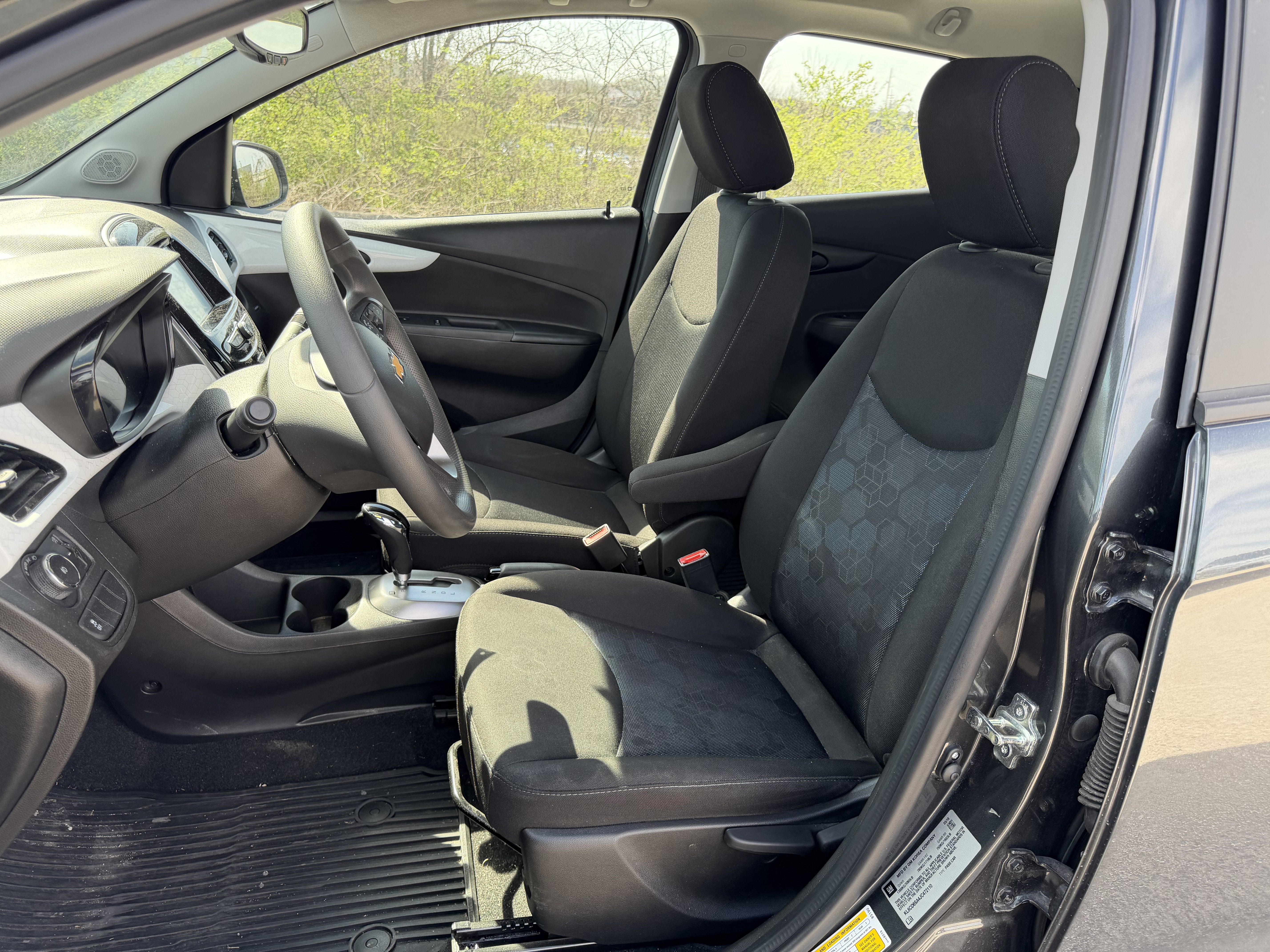 Used 2018 Chevrolet Spark LT image 13