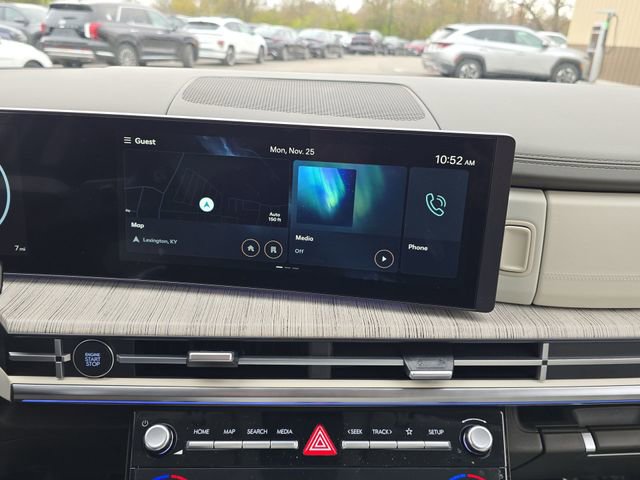 Used 2025 Hyundai Santa Fe Calligraphy image 16