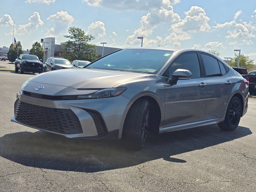 Certified 2025 Toyota Camry SE FWD image 13