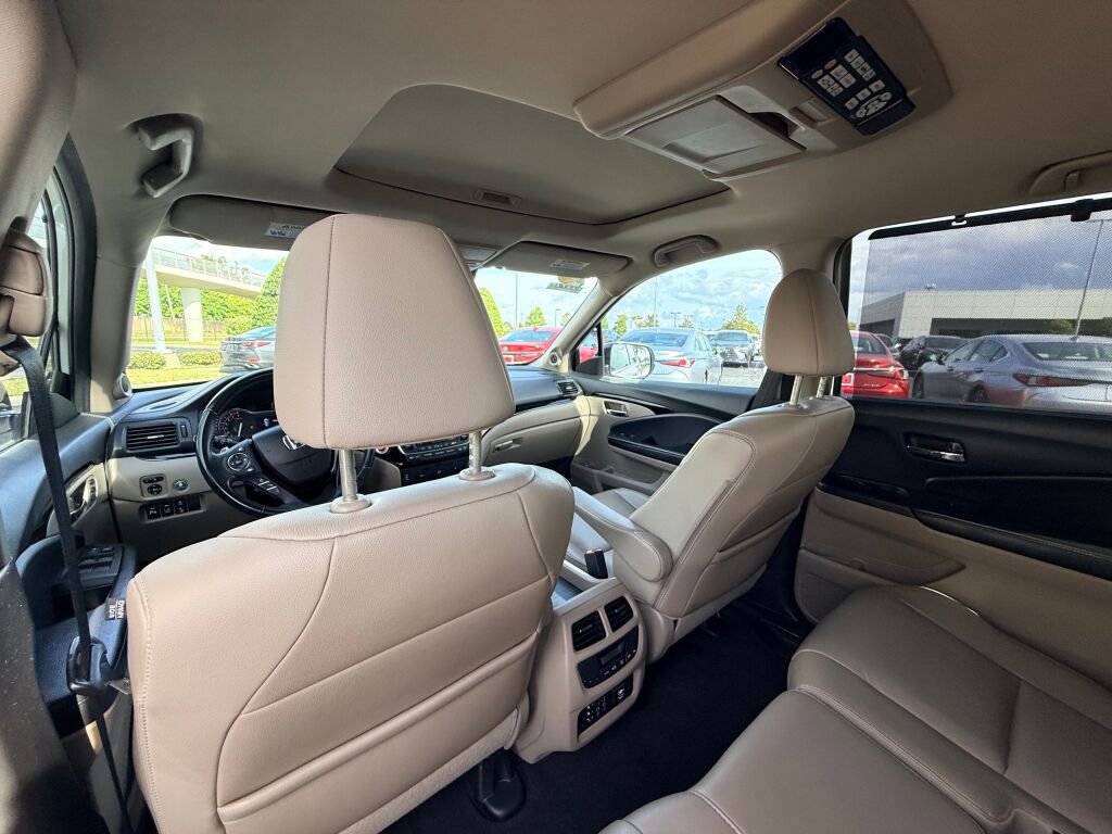 Used 2016 Honda Pilot Touring image 20