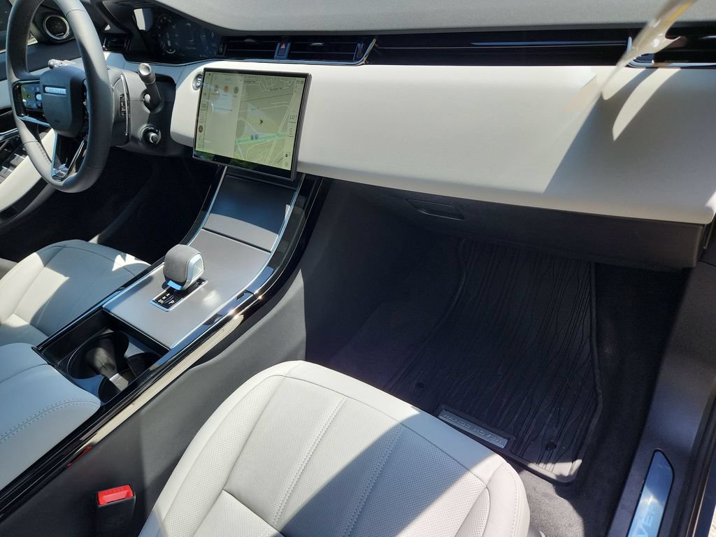New 2026 Land Rover Range Rover Evoque S AWD/4WD image 27