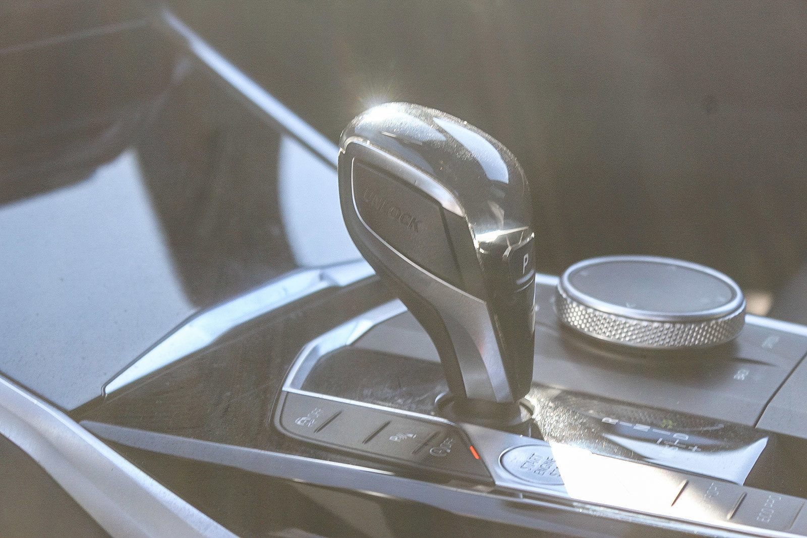 Used 2019 BMW 330i Sedan w/ Premium Package image 22