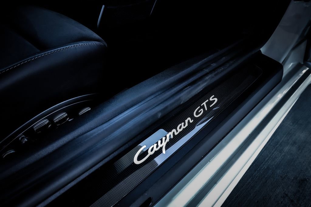 Used 2024 Porsche 718 Cayman GT4 image 18