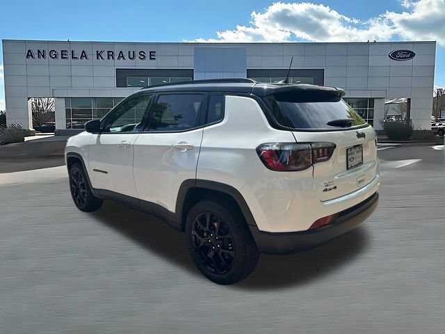 Used 2024 Jeep Compass Latitude w/ Altitude Special Edition AWD/4WD image 6