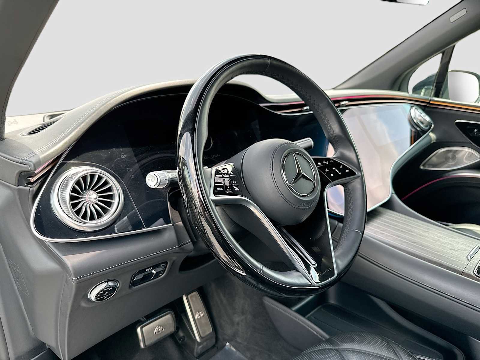 Certified 2024 Mercedes-Benz Maybach EQS 680 4MATIC image 9