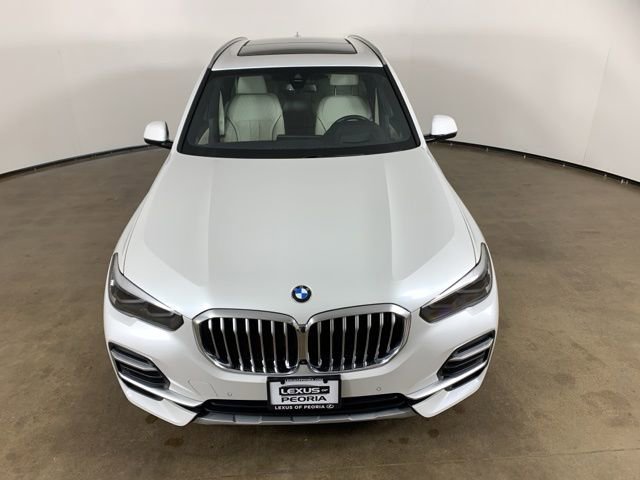 Used 2023 BMW X5 xDrive40i w/ Premium Package image 4