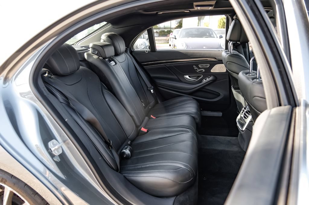 Used 2016 Mercedes-Benz S 550 Sedan image 31