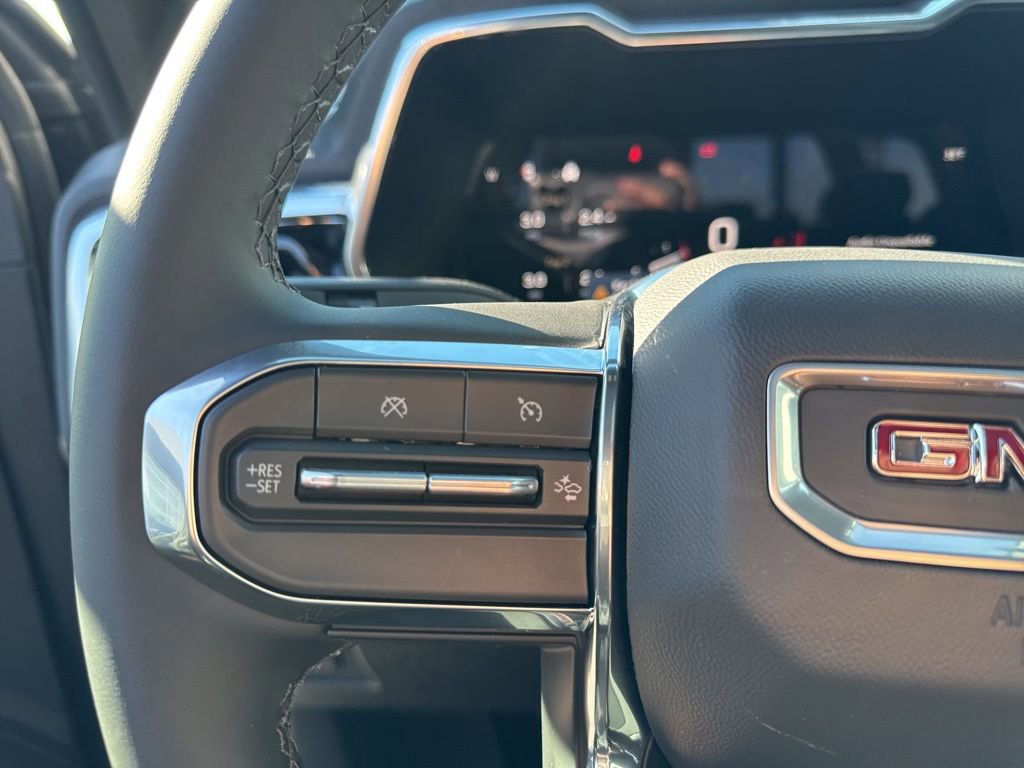 New 2026 GMC Canyon Elevation w/ Convenience Package image 17
