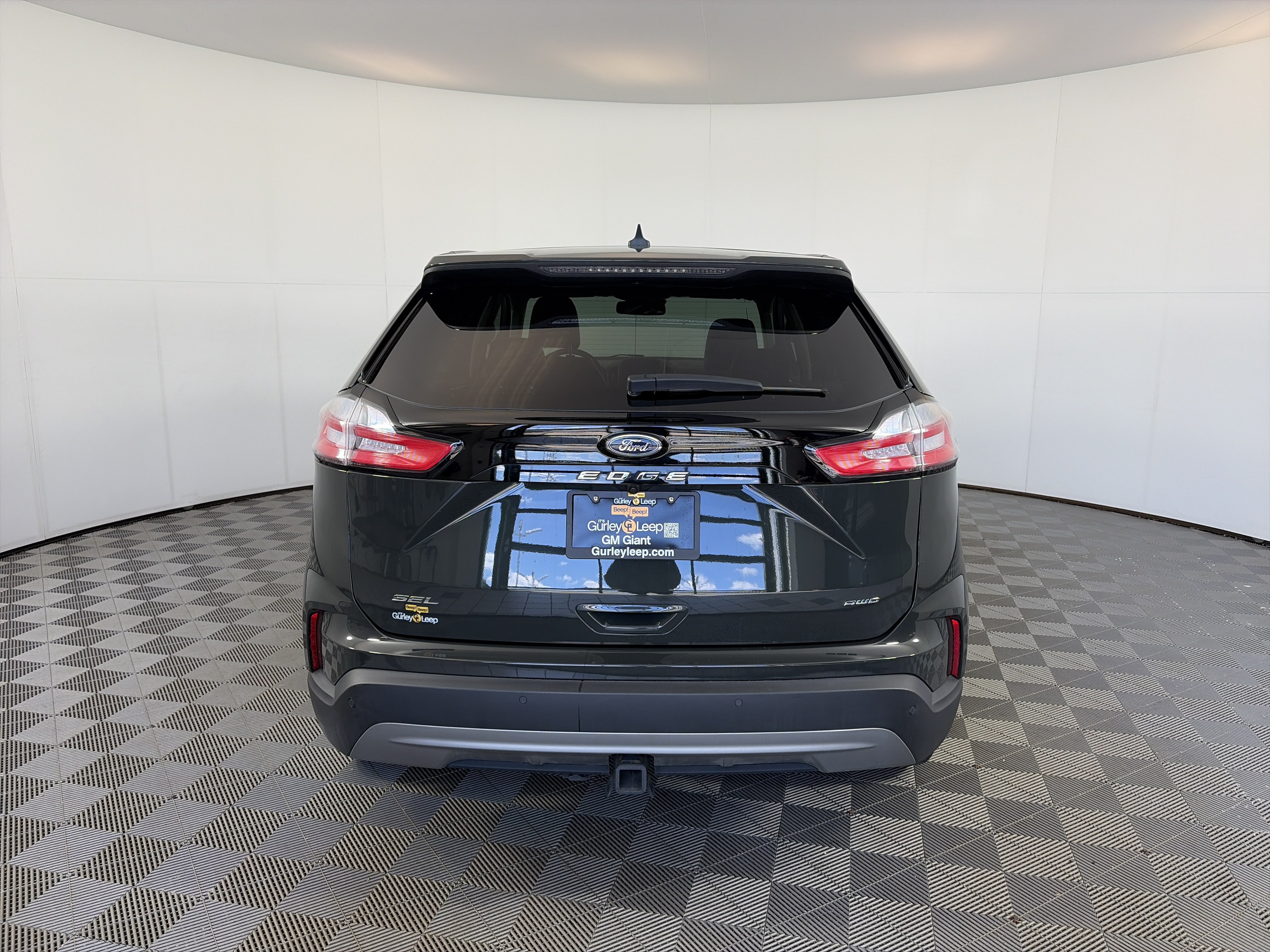 Used 2024 Ford Edge SEL w/ Convenience Package AWD/4WD image 9