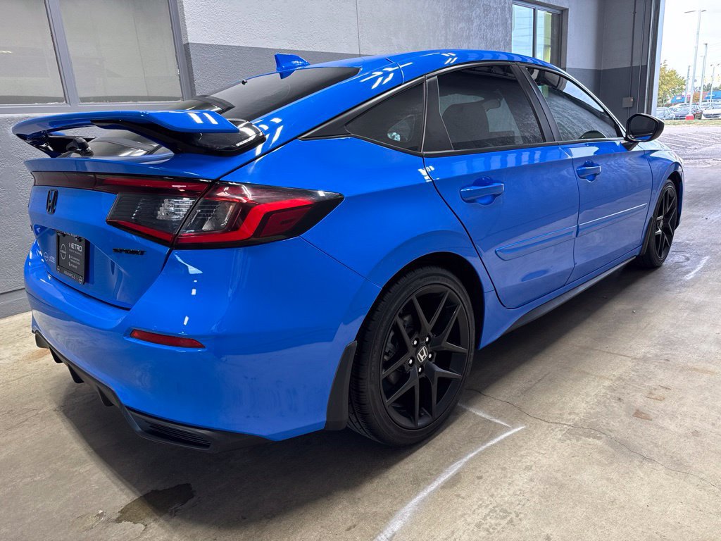 Used 2022 Honda Civic Sport image 3