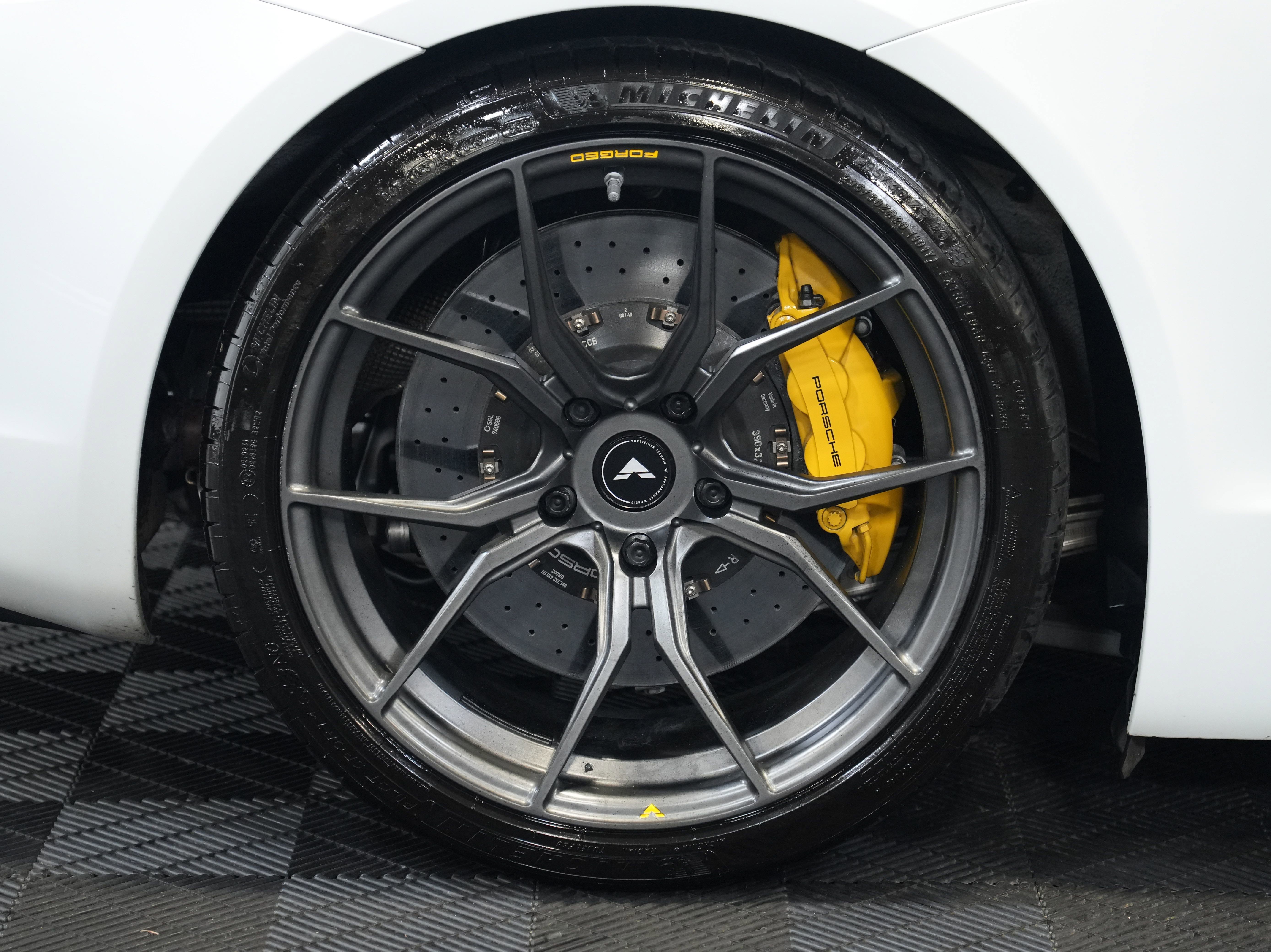Used 2016 Porsche Cayman GT4 RWD image 45
