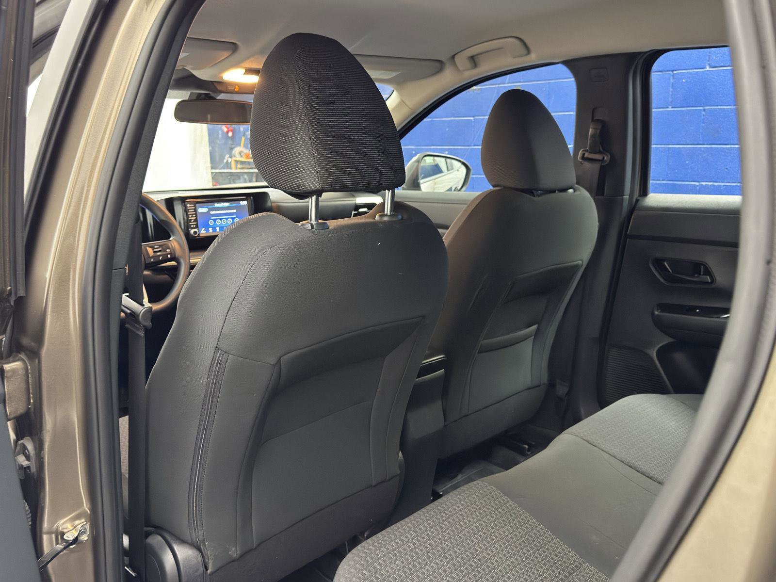 Used 2025 Nissan Kicks S AWD/4WD image 30