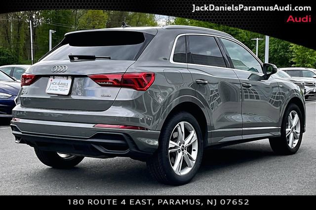 Used 2024 Audi Q3 2.0T Premium AWD/4WD image 2