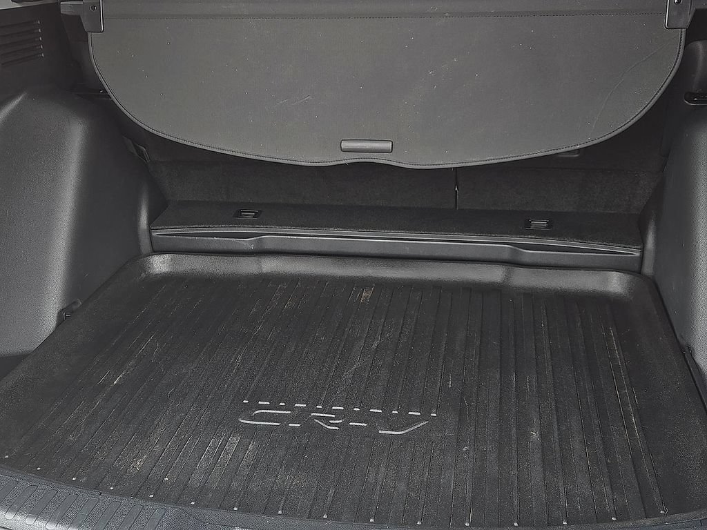 Used 2022 Honda CR-V Touring image 9