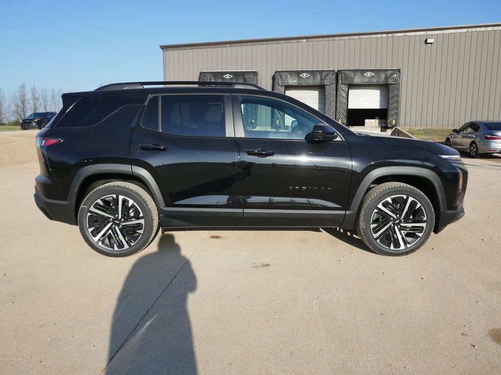 New 2026 Chevrolet Equinox RS image 3